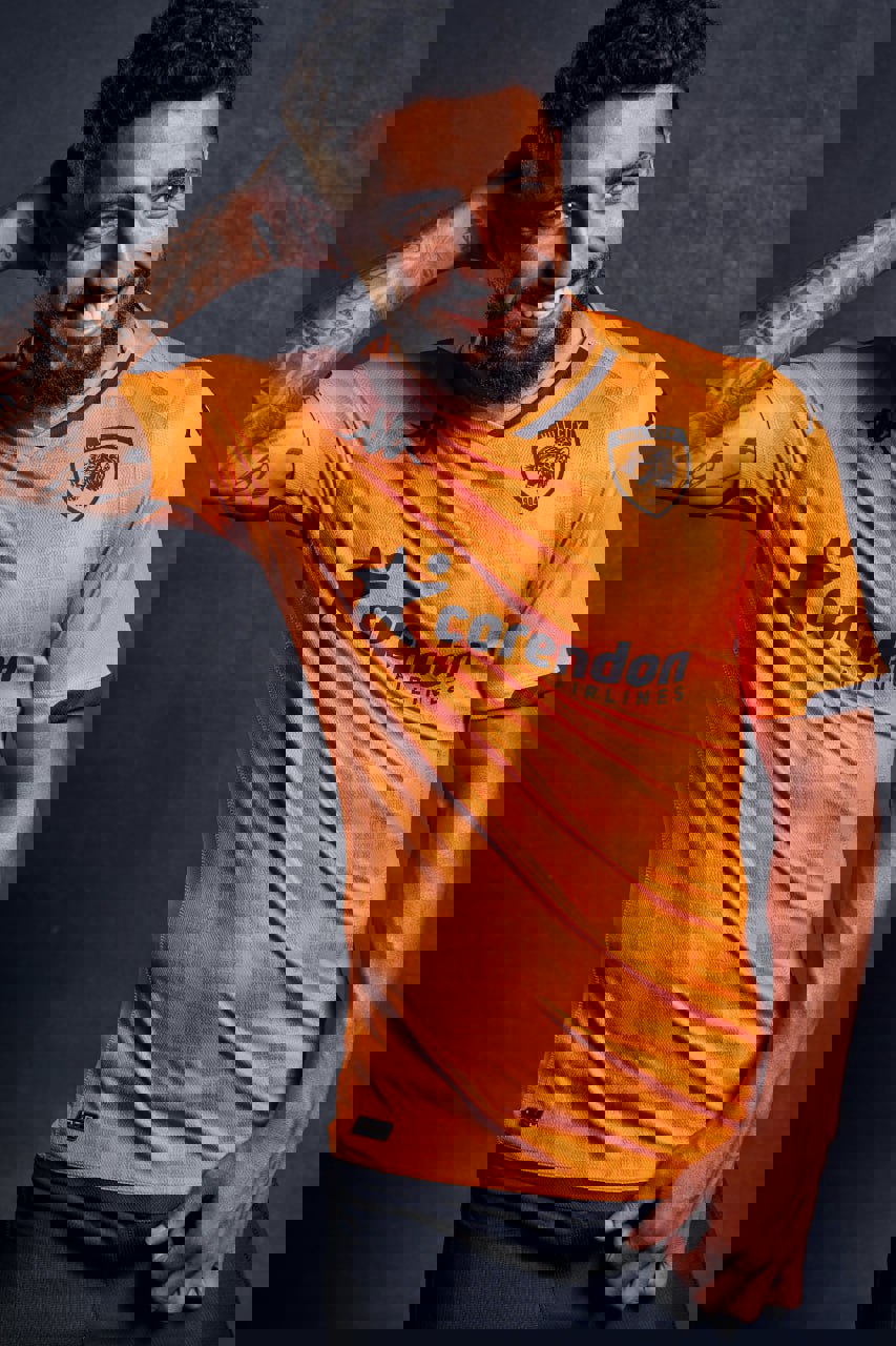 1903824