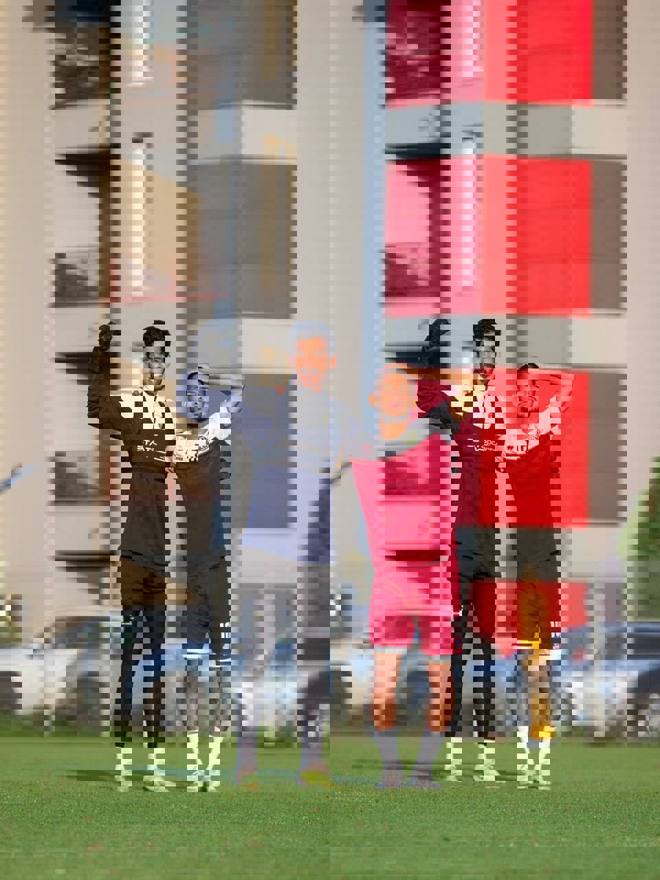 1903844