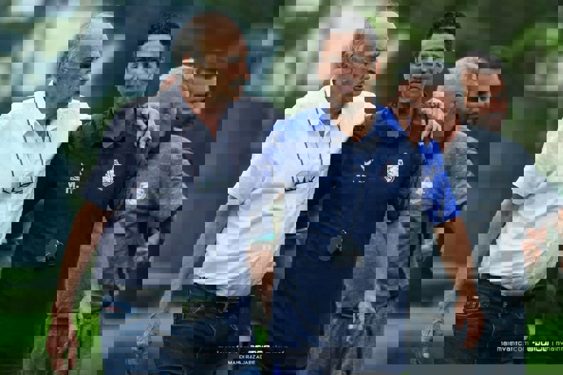 1904267