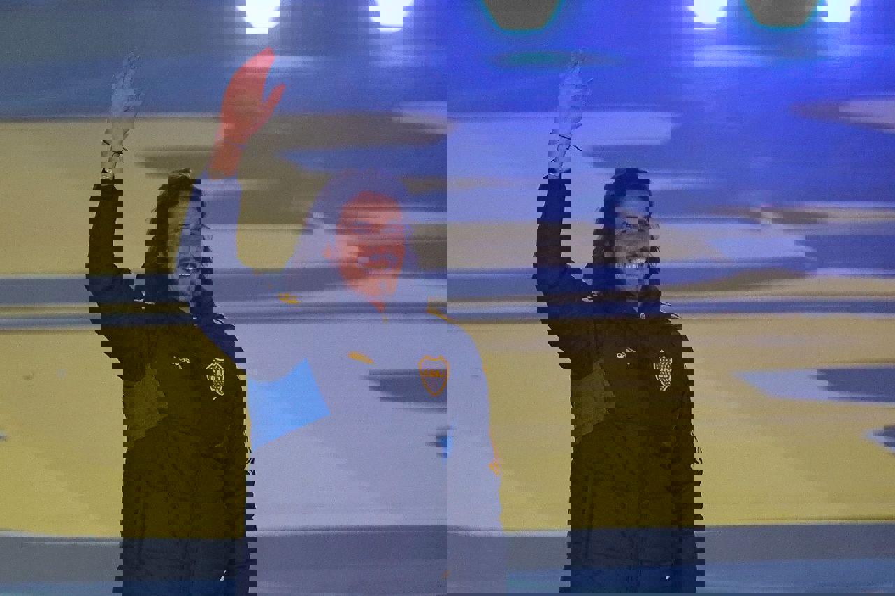 1903919