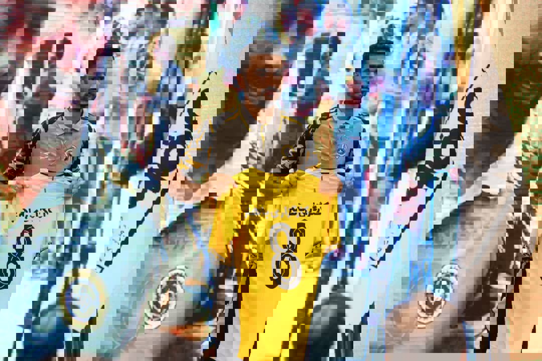 1904061