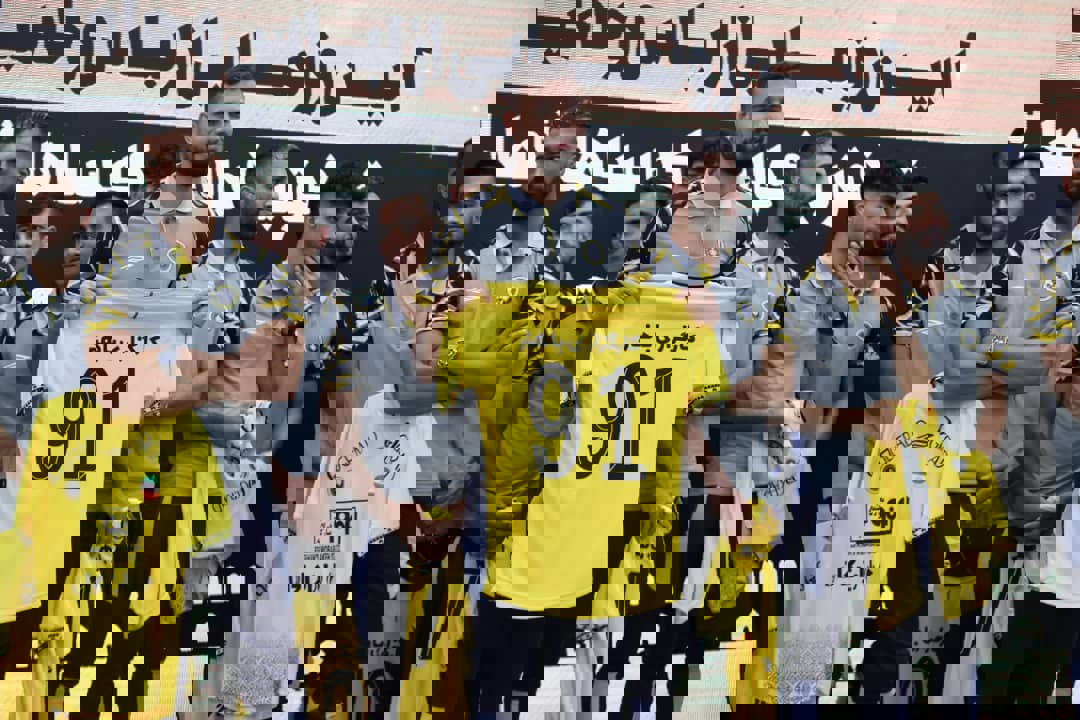 1904080