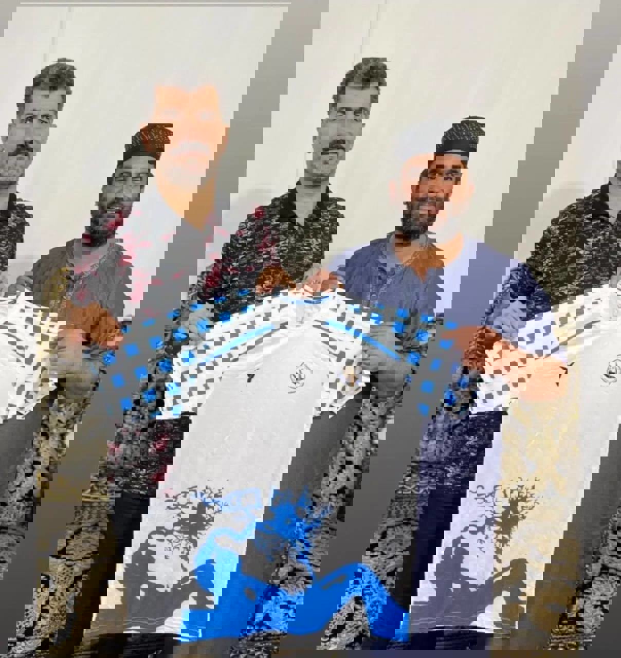 1904215