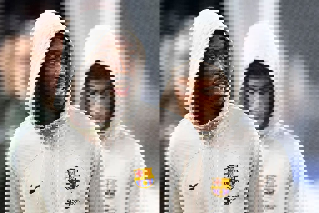 1904351