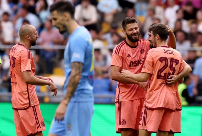 ملی‌پوش ایران در یک‌قدمی لیگ قهرمانان