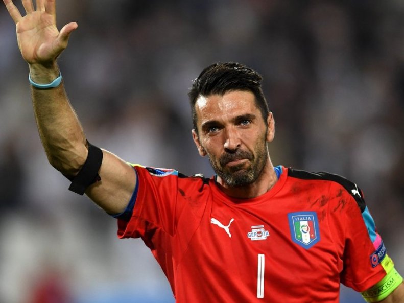 سرنوشت 22 بازیکن ایتالیا در جام جهانی 2006 / قهرمان‌های جهان، از رستوران‌داری تا هدایت سردار آزمون! 2