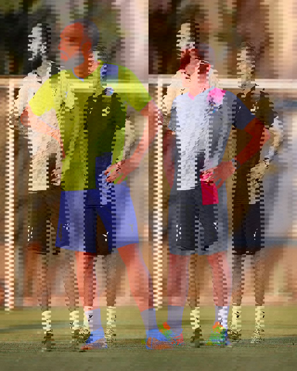 1904652