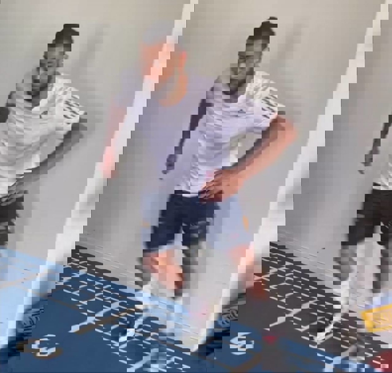 1904801