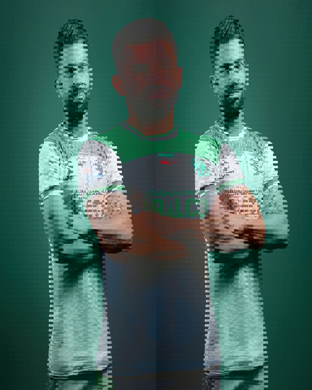 1904978