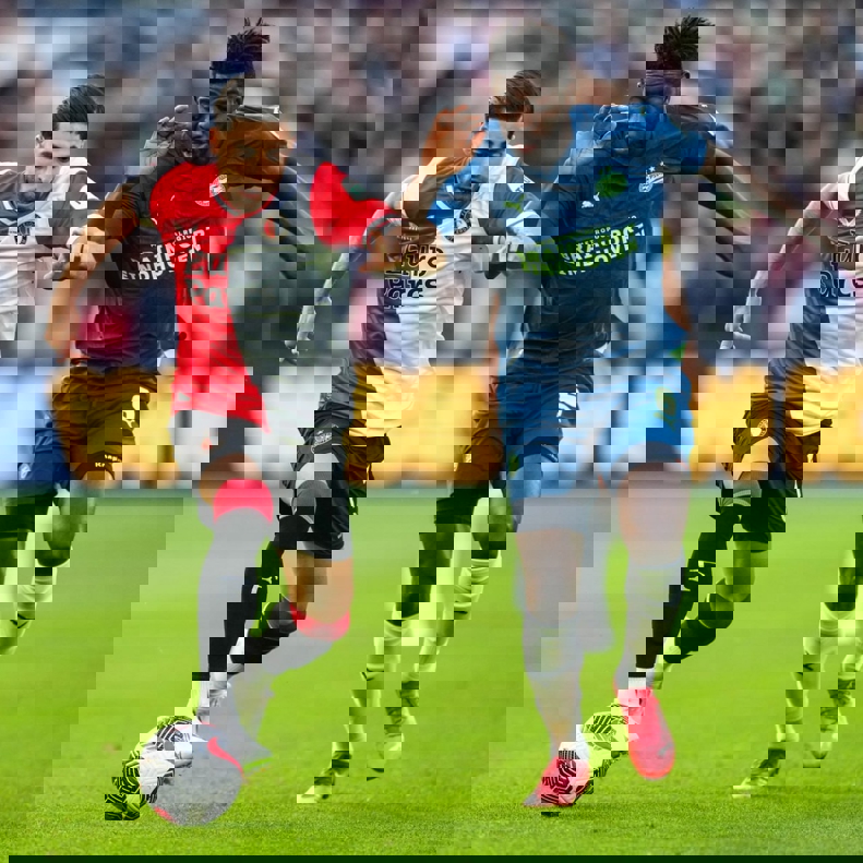 1905278