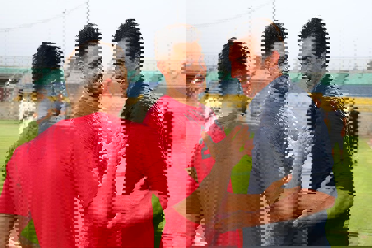1905008