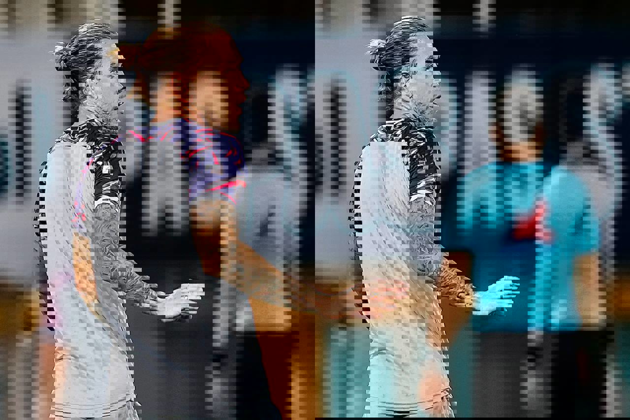 1905436