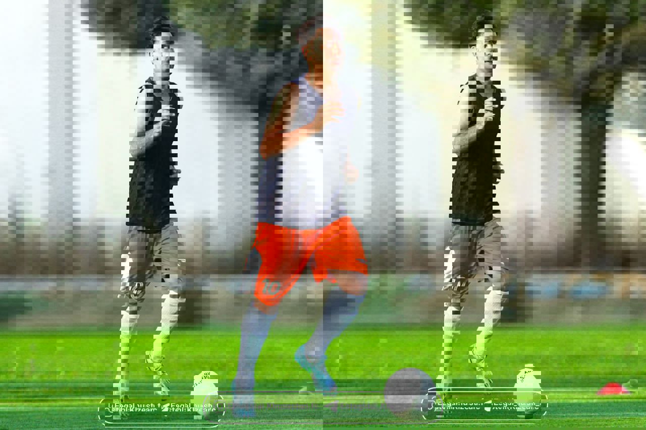 1905572