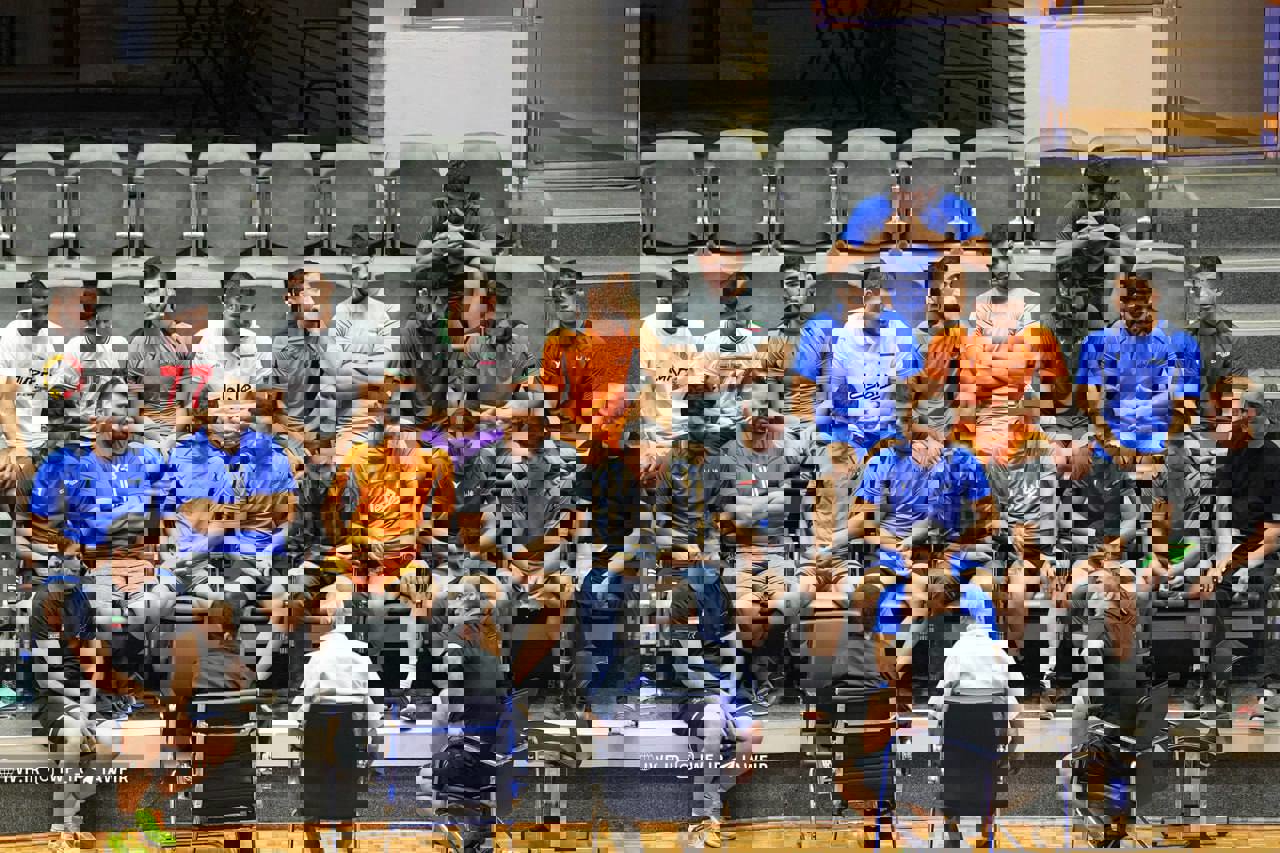 1905459
