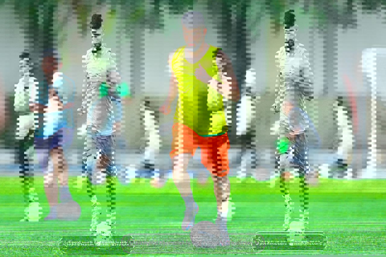 1905575
