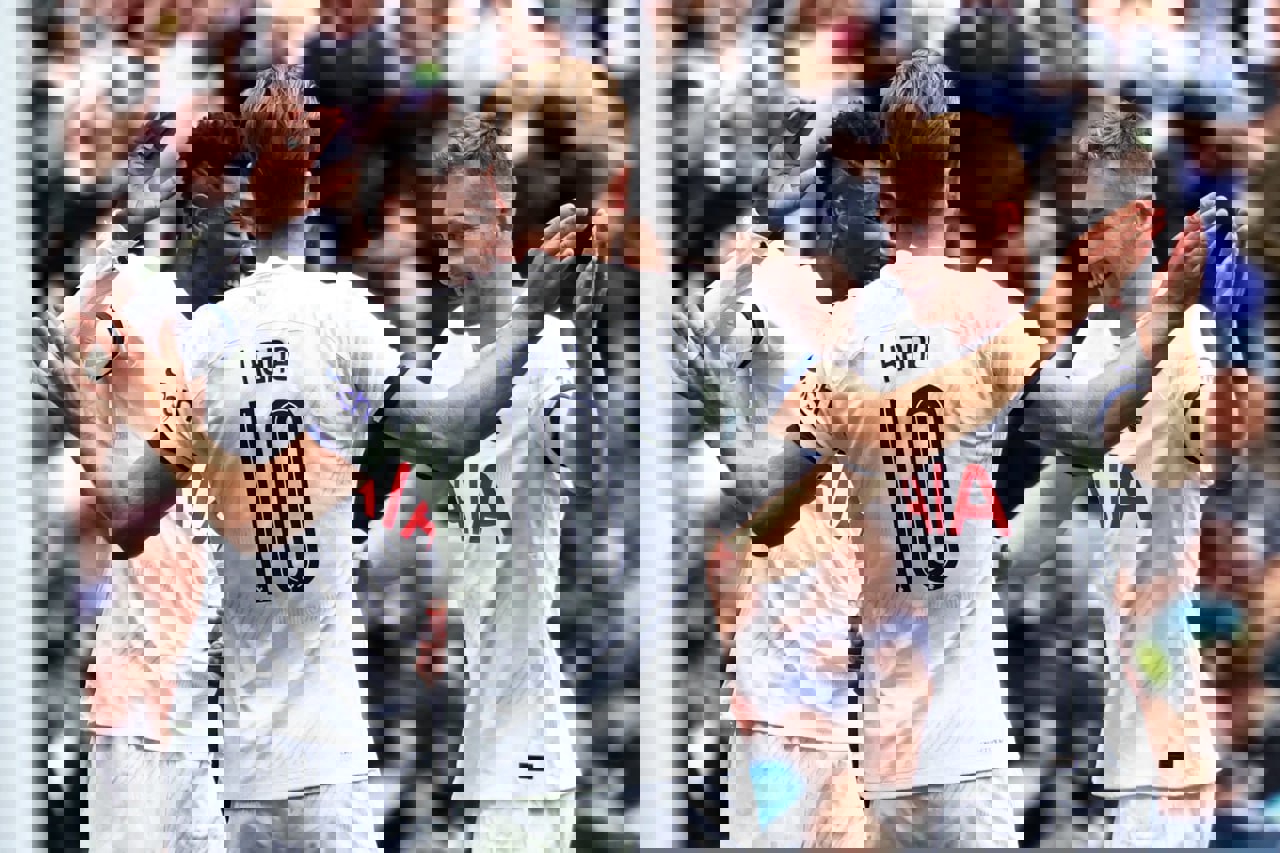 1906134