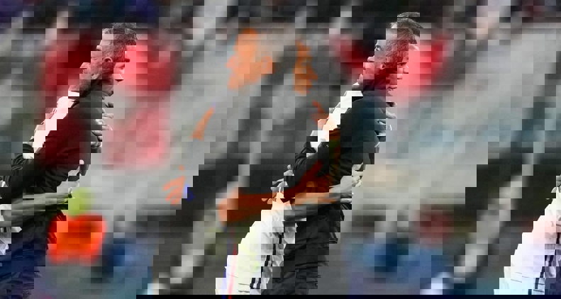 1905778