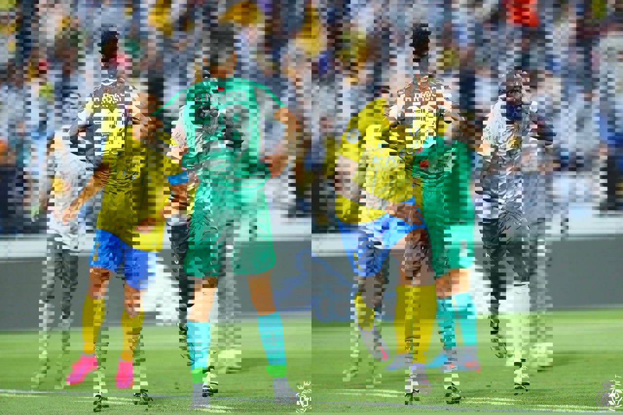 1906068
