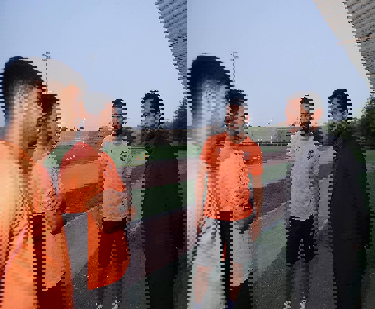 1906157