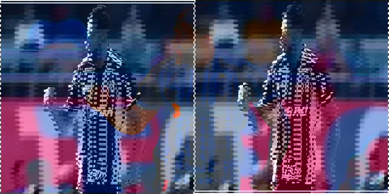 1906263
