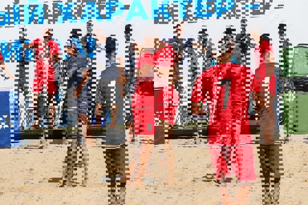 1906227