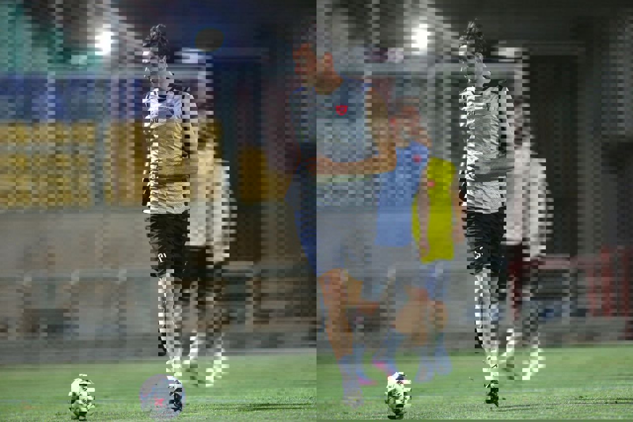 1906283