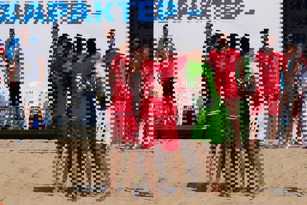 1906228