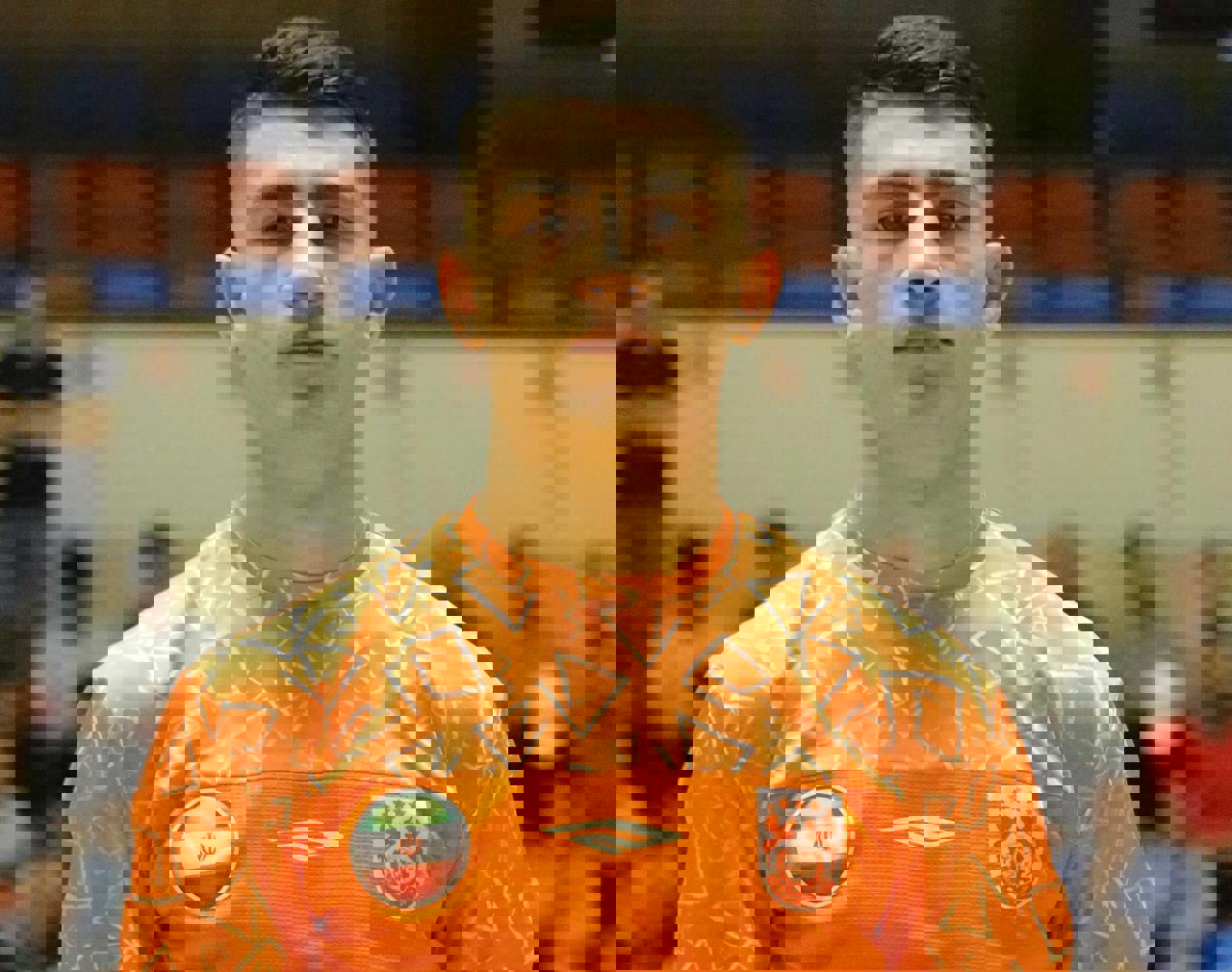 1906343