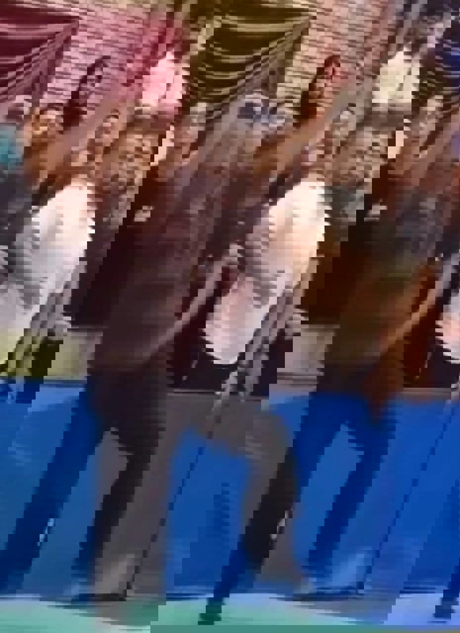 1906512
