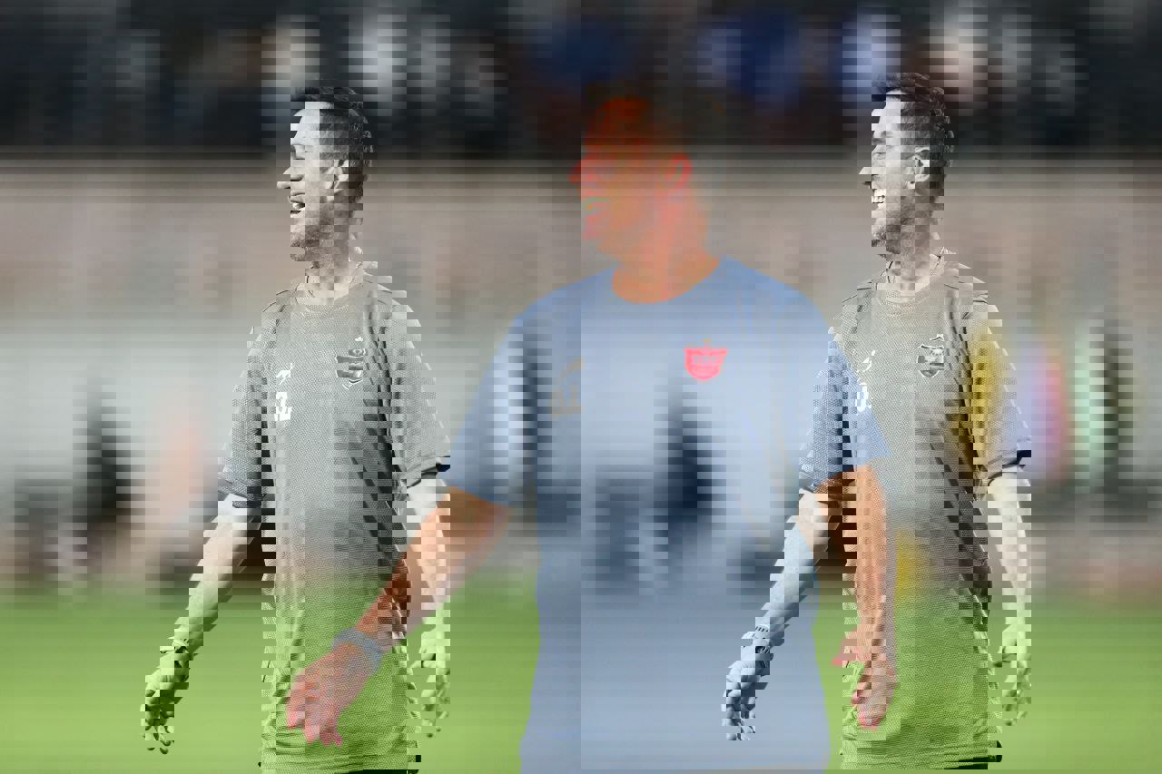 1906729