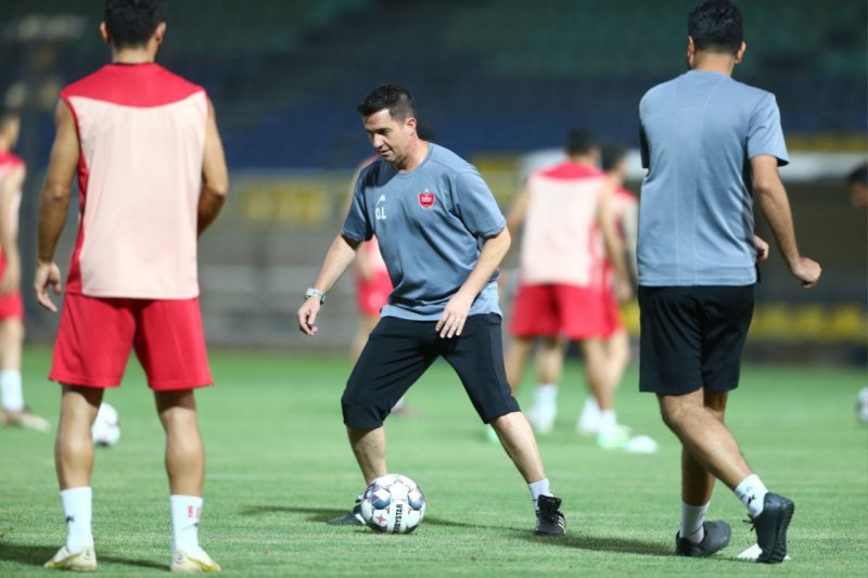 تعجب اوسمار از شرایط بدنی پرسپولیسیها