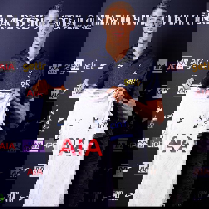 1906790