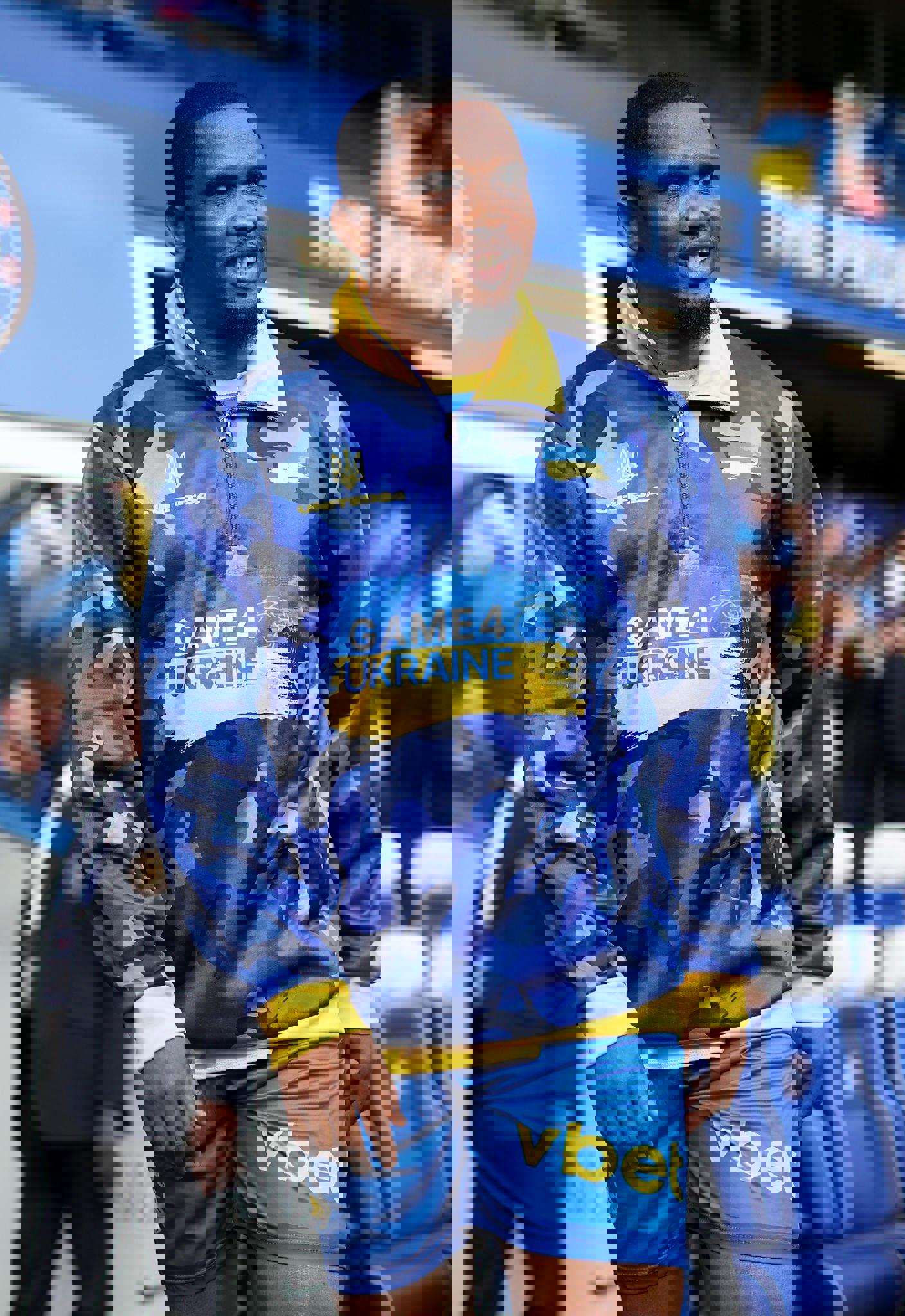1906781