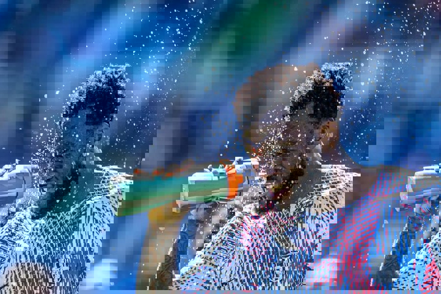 1907346