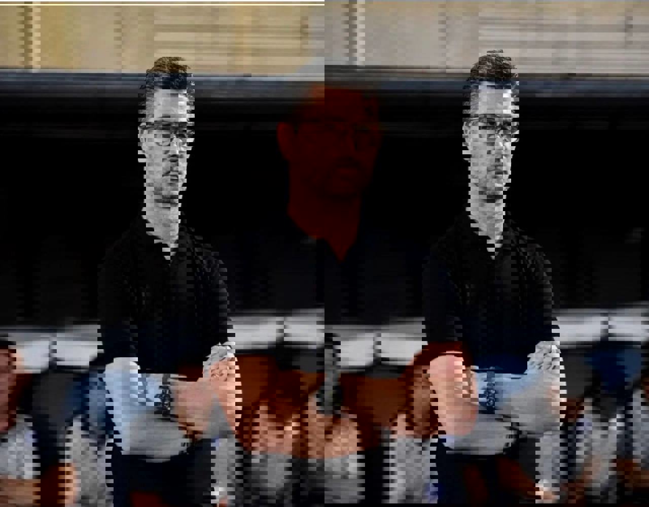 1907359