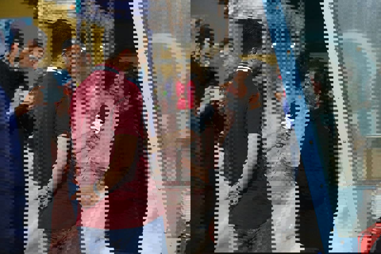 1907851