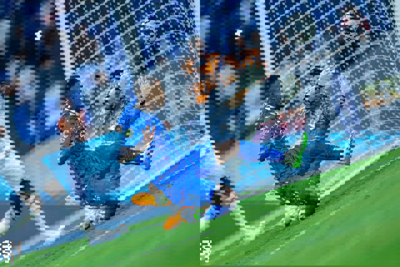 1907473