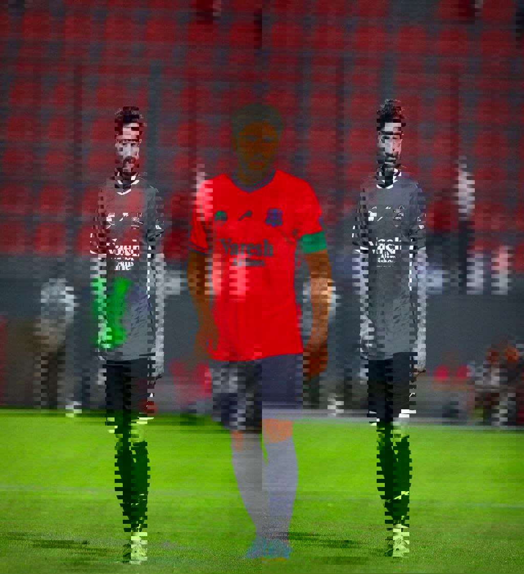 1907493
