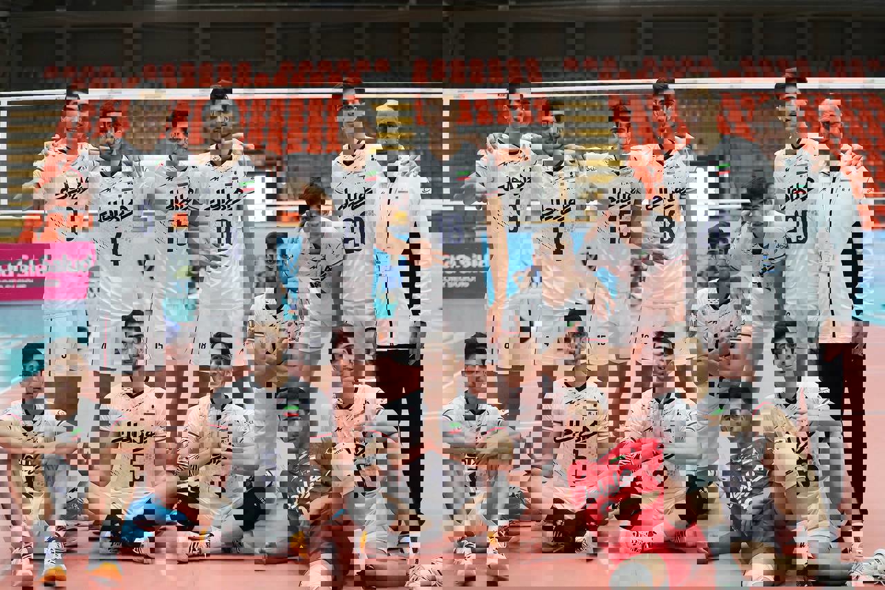 1907527