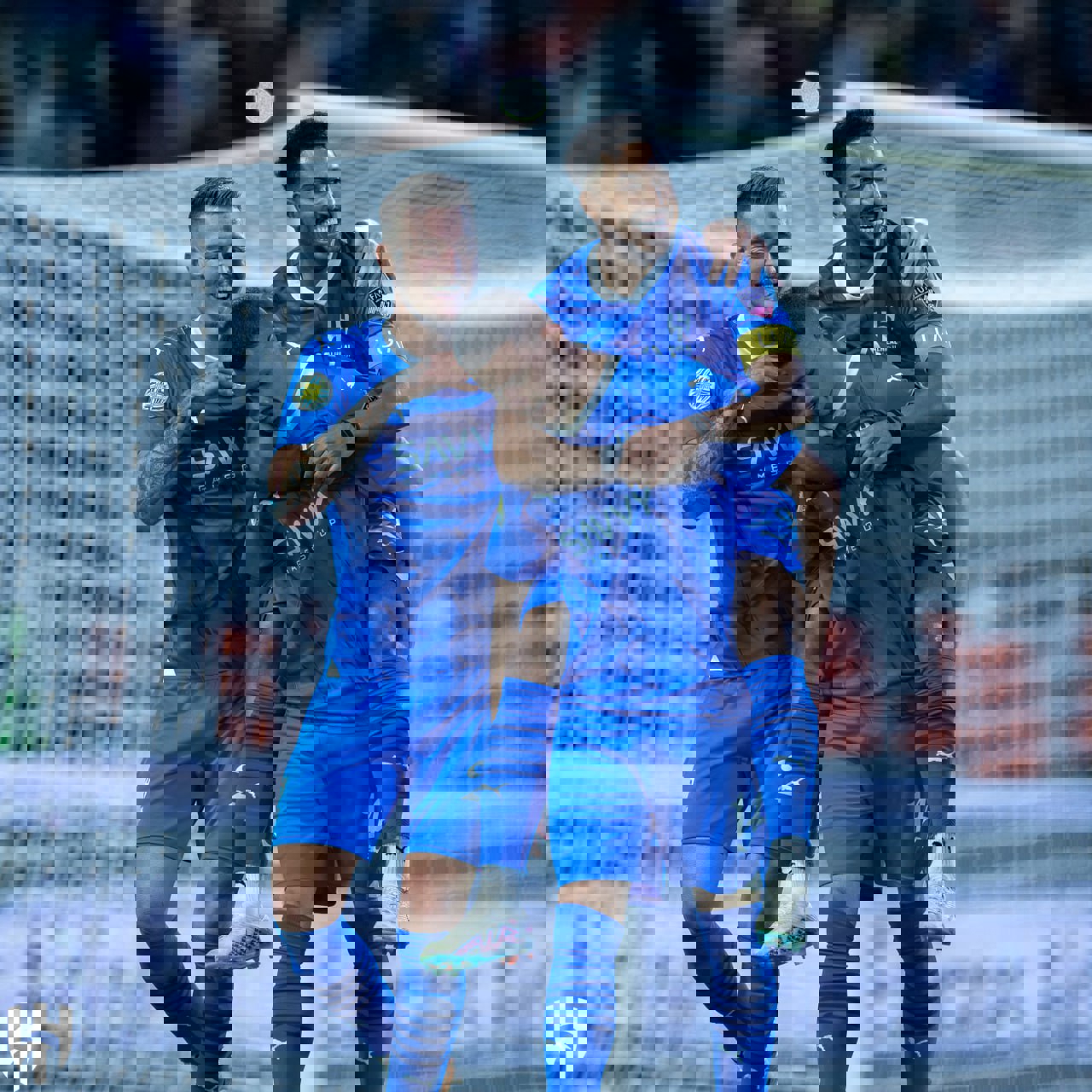 1907471