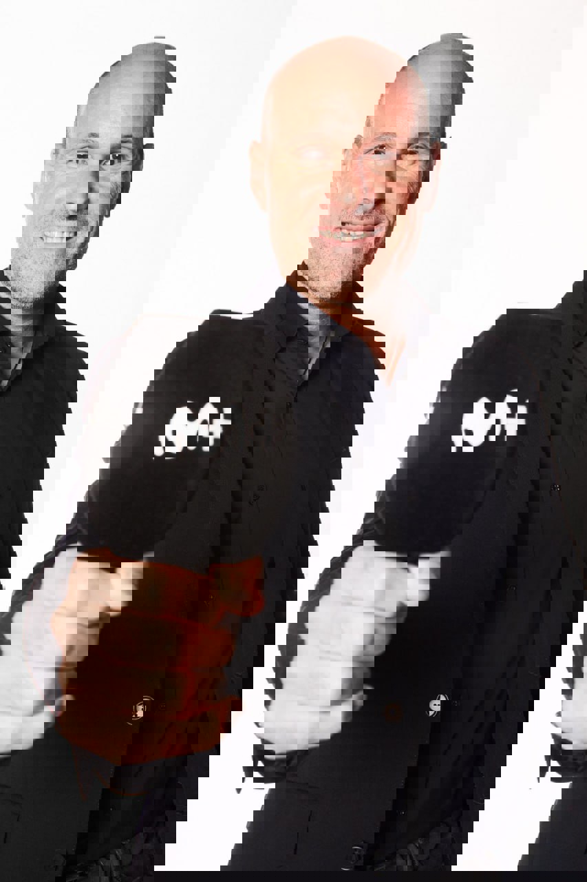 1907454