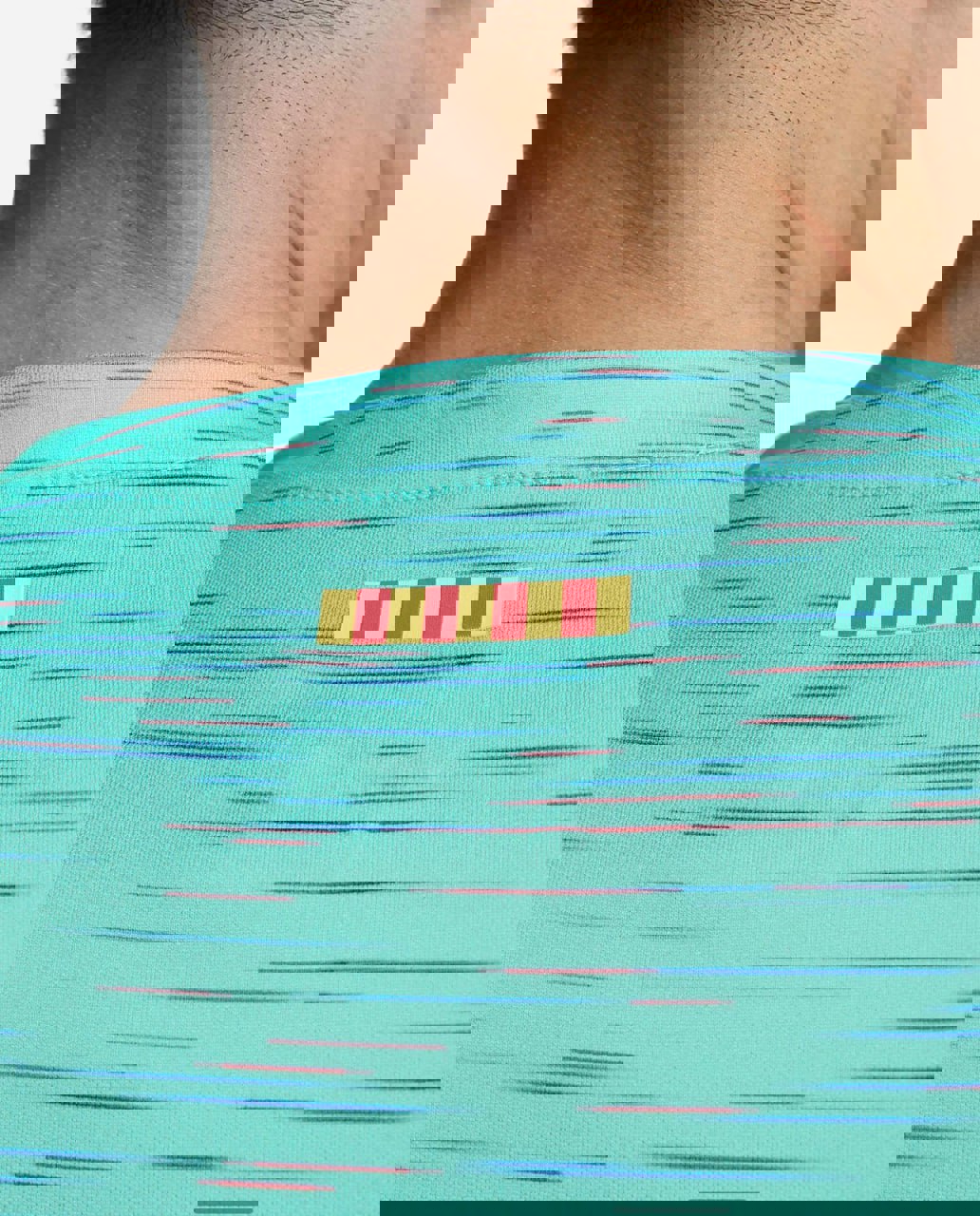 1907637