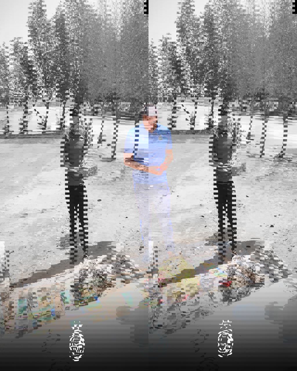 1907633