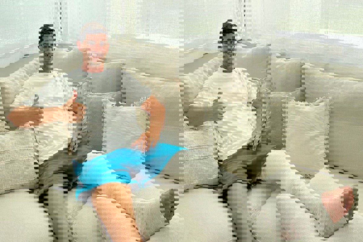 1907760