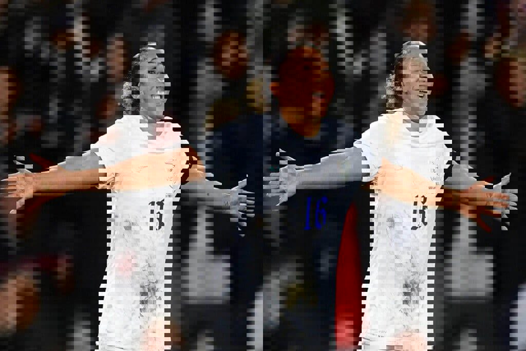 1907729
