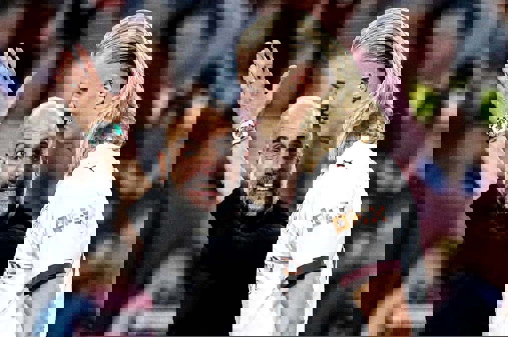 1908334