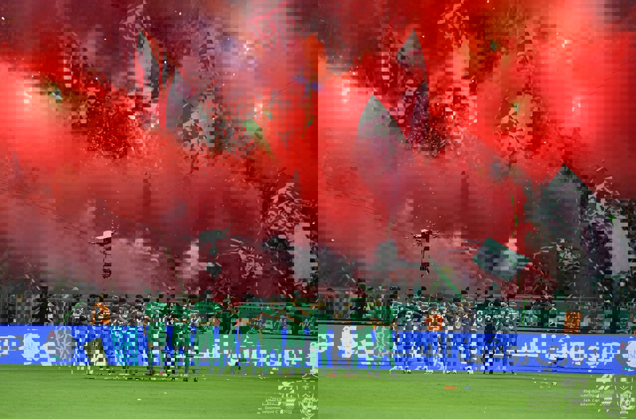 1908315