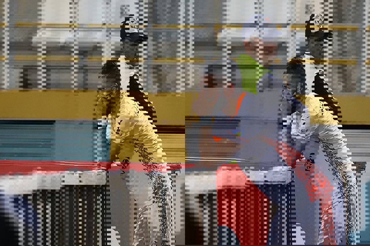 1908010