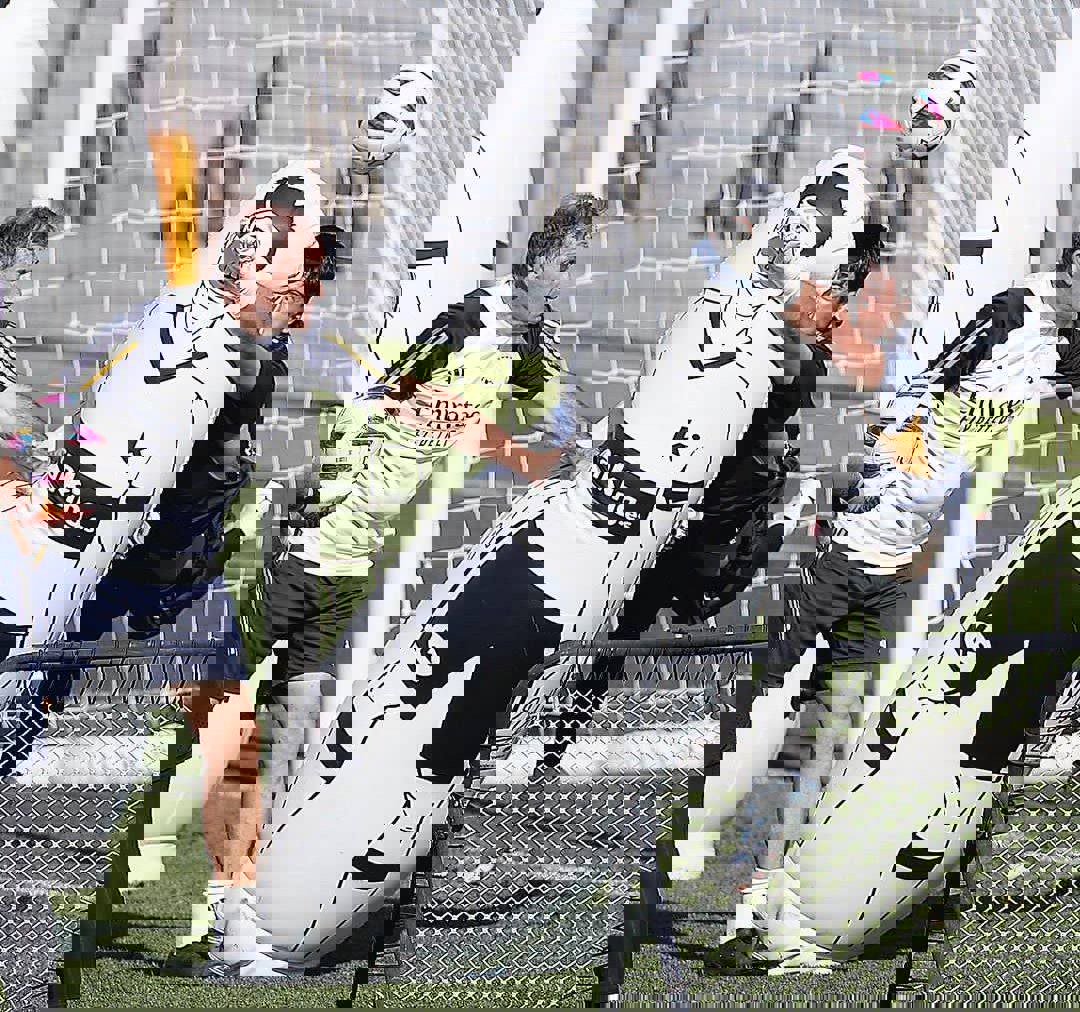 1908198