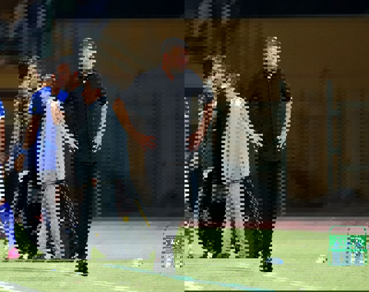 1908343